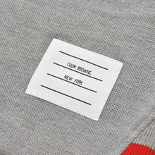 Load image into Gallery viewer, 極美品 THOM BROWNE トムブラウン ショートパンツ スウェット FJQ088A-00050-055 コットン グレー サイズ42 中古 4a005244