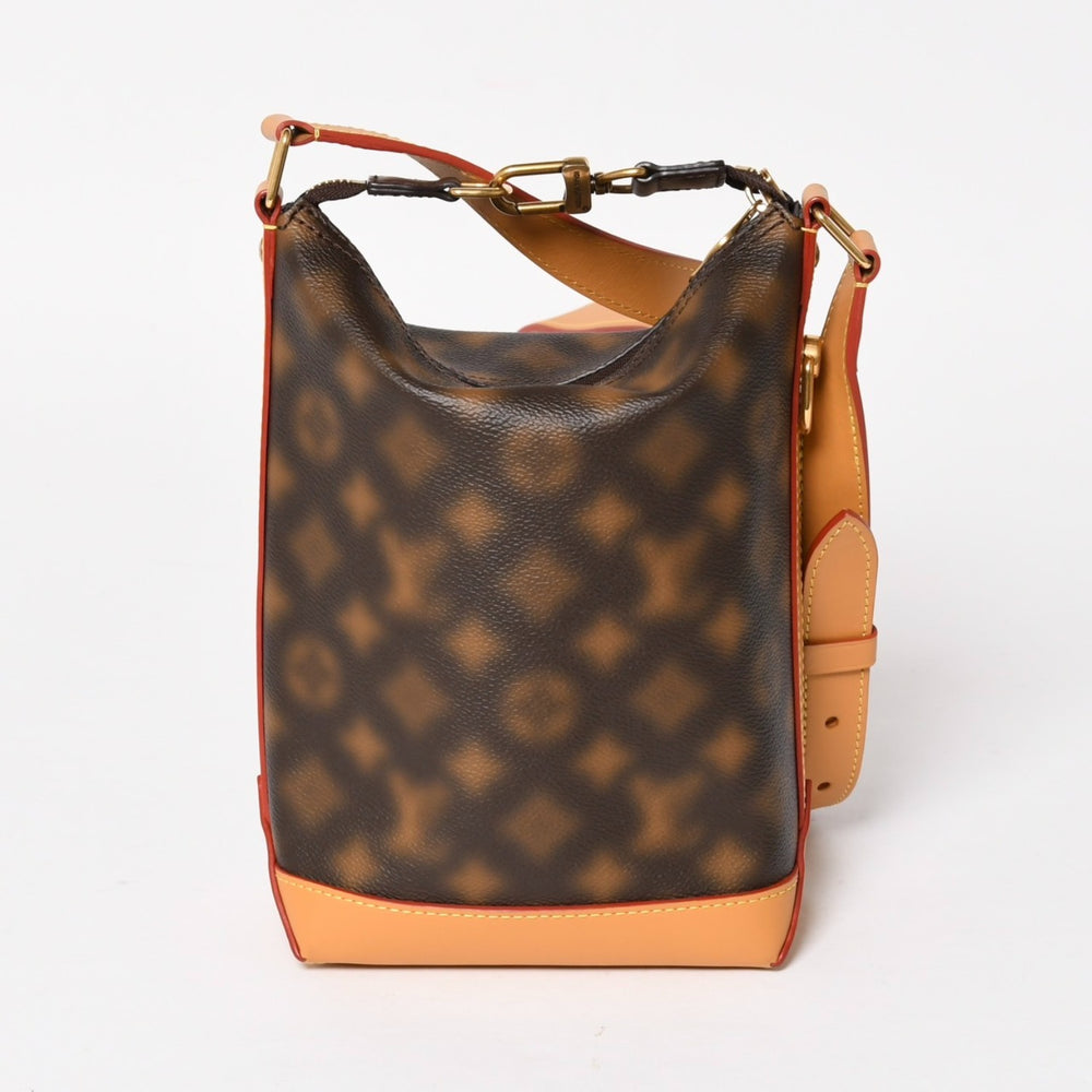 新品同様 LOUIS VUITTON ルイヴィトン ディスイズノット ホーボー クルーザーPM ショルダーバッグ M46241 ICタグ 中古 4a005330