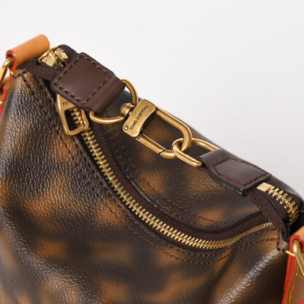 新品同様 LOUIS VUITTON ルイヴィトン ディスイズノット ホーボー クルーザーPM ショルダーバッグ M46241 ICタグ 中古 4a005330