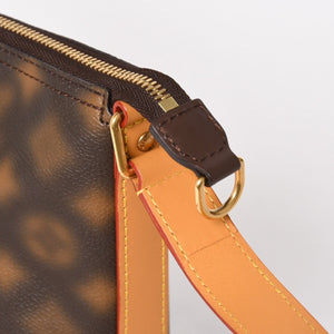 新品同様 LOUIS VUITTON ルイヴィトン ディスイズノット ホーボー クルーザーPM ショルダーバッグ M46241 ICタグ 中古 4a005330