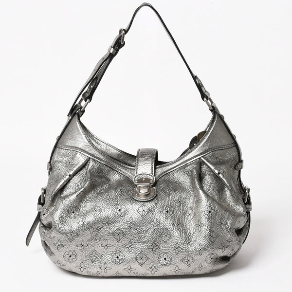 極美品 LOUIS VUITTON ルイヴィトン マヒナ XS ショルダーバッグ アルジャン メタリックシルバー シルバー M95718 中古 4a005253