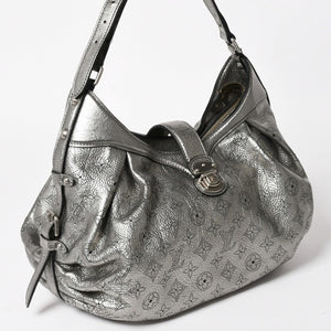 極美品 LOUIS VUITTON ルイヴィトン マヒナ XS ショルダーバッグ アルジャン メタリックシルバー シルバー M95718 中古 4a005253