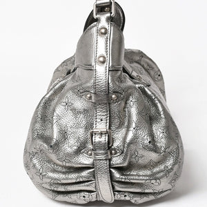 極美品 LOUIS VUITTON ルイヴィトン マヒナ XS ショルダーバッグ アルジャン メタリックシルバー シルバー M95718 中古 4a005253