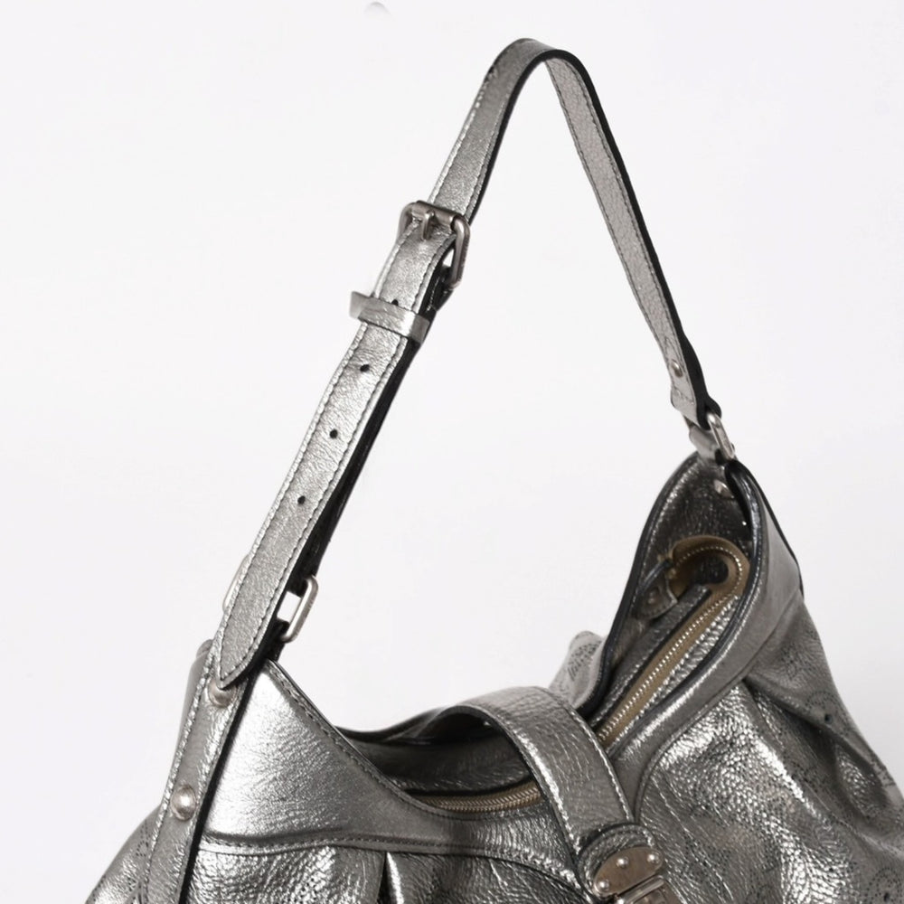 極美品 LOUIS VUITTON ルイヴィトン マヒナ XS ショルダーバッグ アルジャン メタリックシルバー シルバー M95718 中古 4a005253