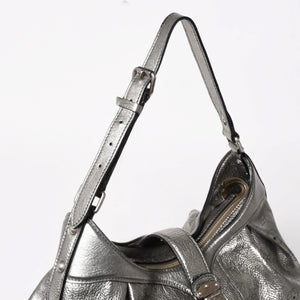 極美品 LOUIS VUITTON ルイヴィトン マヒナ XS ショルダーバッグ アルジャン メタリックシルバー シルバー M95718 中古 4a005253