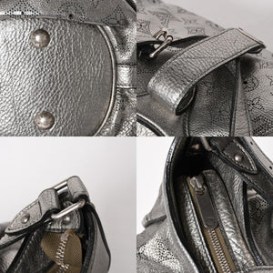 極美品 LOUIS VUITTON ルイヴィトン マヒナ XS ショルダーバッグ アルジャン メタリックシルバー シルバー M95718 中古 4a005253