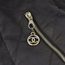 画像をギャラリービューアに読み込む, CHANEL シャネル チェーンハンドル ハンドバッグ 3番台 ココマーク チャーム キルティング ブラック キャンバス シルバー金具 美品 中古 4a005255