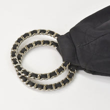 画像をギャラリービューアに読み込む, CHANEL シャネル チェーンハンドル ハンドバッグ 3番台 ココマーク チャーム キルティング ブラック キャンバス シルバー金具 美品 中古 4a005255