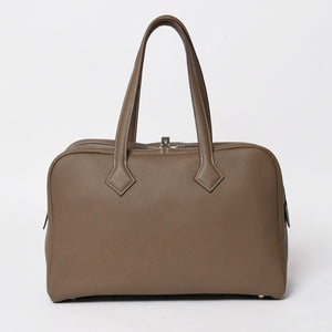 新品同様品 HERMES エルメス ヴィクトリア2 35 エトゥープ シルバー金具 トリヨンクレマンス Y刻印 トートバッグ トラベルバッグ 中古 4a005319