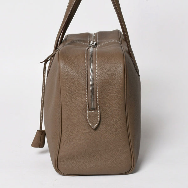 新品同様品 HERMES エルメス ヴィクトリア2 35 エトゥープ シルバー金具 トリヨンクレマンス Y刻印 トートバッグ トラベルバッグ 中古 4a005319