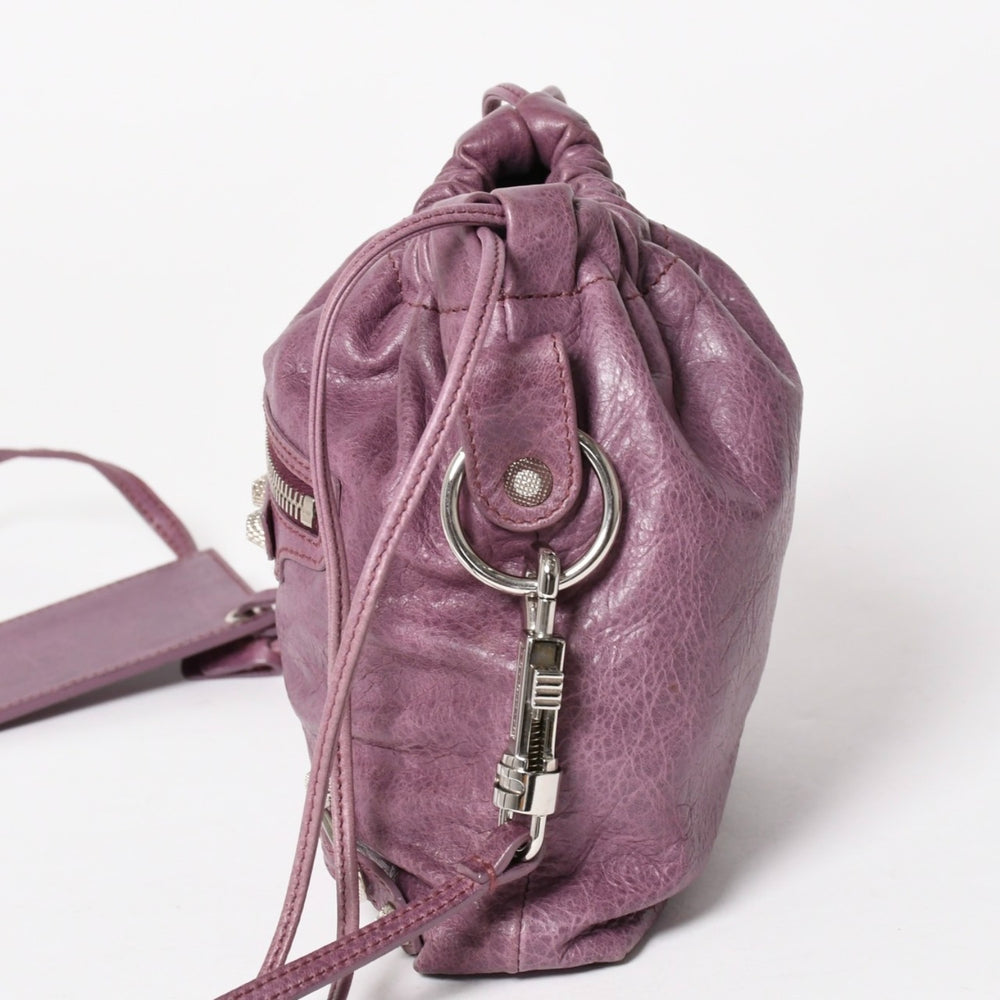 極美品 BALENCIAGA バレンシアガ ショルダーバッグ ショルダーポーチ パープル シルバー金具 252617 中古 4a005260