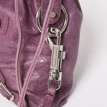 Load image into Gallery viewer, 極美品 BALENCIAGA バレンシアガ ショルダーバッグ ショルダーポーチ パープル シルバー金具 252617 中古 4a005260