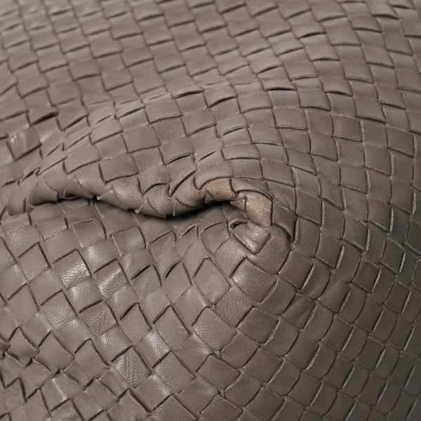 BOTTEGA VENETA ボッテガヴェネタ イントレチャート ハンドバッグ B00860011A ラムスキン チャコールグレー 美品 中古 4a005274
