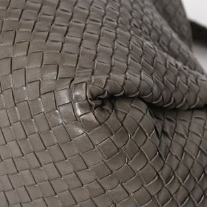 BOTTEGA VENETA ボッテガヴェネタ イントレチャート ハンドバッグ B00860011A ラムスキン チャコールグレー 美品 中古 4a005274