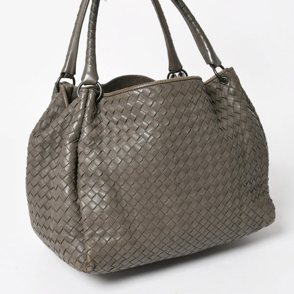 BOTTEGA VENETA ボッテガヴェネタ イントレチャート ハンドバッグ B00860011A ラムスキン チャコールグレー 美品 中古 4a005274