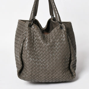 BOTTEGA VENETA ボッテガヴェネタ イントレチャート ハンドバッグ B00860011A ラムスキン チャコールグレー 美品 中古 4a005274