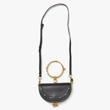 Load image into Gallery viewer, 極美品 CHLOE クロエ ナイル ミノディエール レザー 2WAY ハンドバッグ ショルダーバッグ ブラック ゴールド金具 04-47-99-65 中古 4a005276