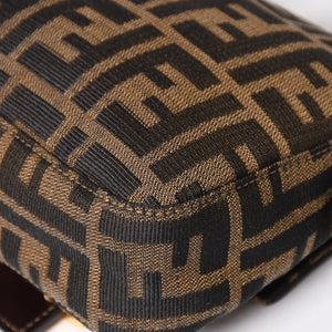 FENDI フェンディ ワンショルダーバッグ ハンドバッグ ゴールド金具 ズッカ柄キャンバス FFバックル 美品 中古 4a004866