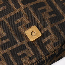 Load image into Gallery viewer, FENDI フェンディ ワンショルダーバッグ ハンドバッグ ゴールド金具 ズッカ柄キャンバス FFバックル 美品 中古 4a004866