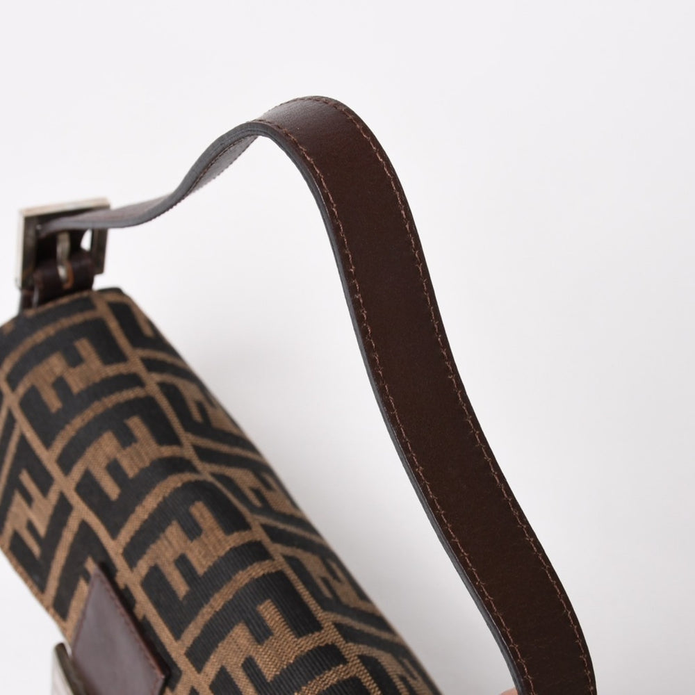 極美品 FENDI フェンディ マンマバケット ワンショルダーバッグ 26424 キャンバス レザー ブラウン ズッカ柄 シルバー金具 中古 4a005282