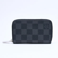 Load image into Gallery viewer, 極美品 LOUIS VUITTON ルイヴィトン ジッピー コイン パース コインケース 小銭入れ N63076 ダミエ グラフィット ブラック グレー 中古 4a005316