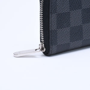 Very Good Condition LOUIS VUITTON Zippy Coin Purse Coin Case Coin Purse N63076 Damier Graphite Black Gray Used 4a005316