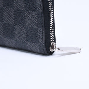 Very Good Condition LOUIS VUITTON Zippy Coin Purse Coin Case Coin Purse N63076 Damier Graphite Black Gray Used 4a005316