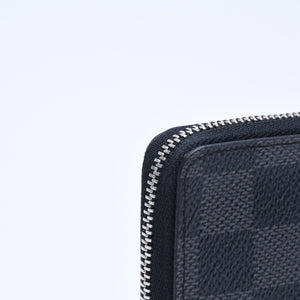 Very Good Condition LOUIS VUITTON Zippy Coin Purse Coin Case Coin Purse N63076 Damier Graphite Black Gray Used 4a005316