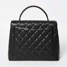 画像をギャラリービューアに読み込む, 極美品 CHANEL シャネル マトラッセ キルティング ココマーク CC ハンドバッグ トップハンドルターンロック 8番台 キャビアスキン ブラック ゴールド金具 中古 4a005312
