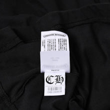 Load image into Gallery viewer, 新品未使用 CHROME HEARTS クロムハーツ ネックロゴ プリント 半袖Tシャツ ブラック ホワイト サイズL 中古 4a005366