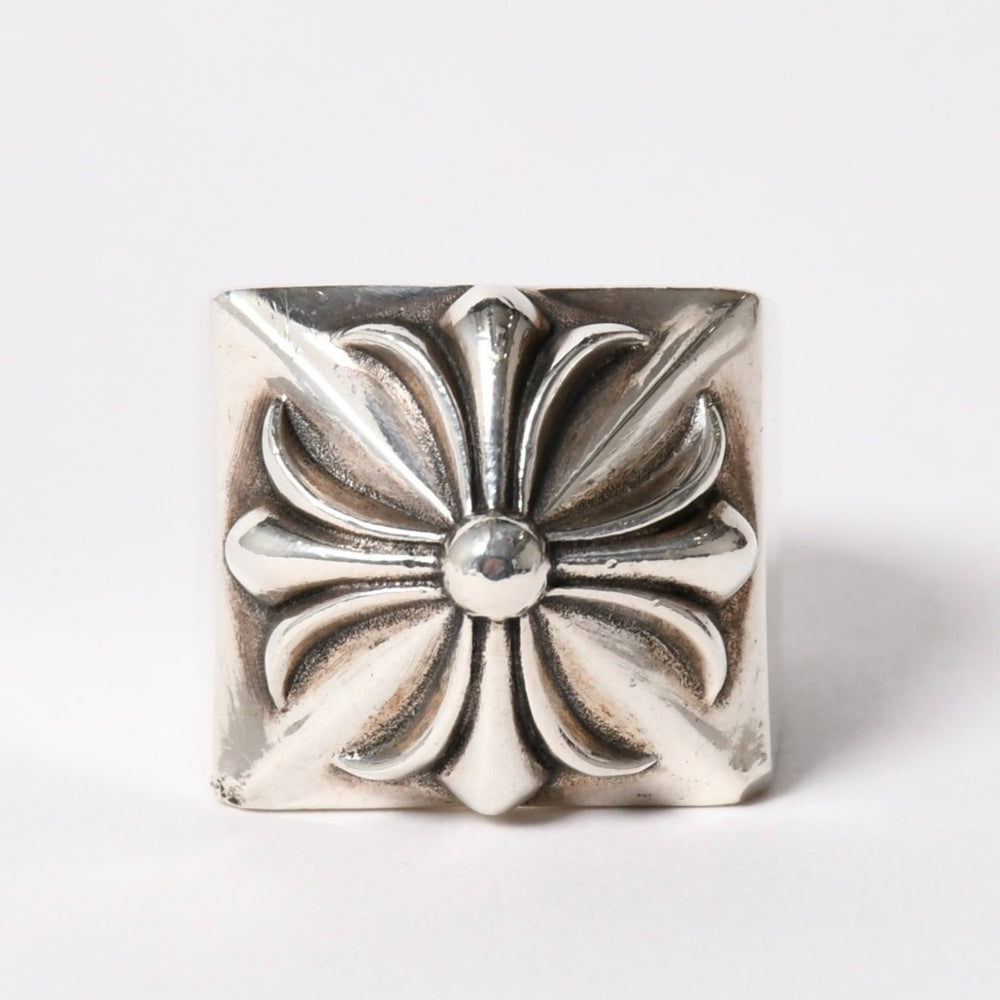 CHROME HEARTS CH PLUS PYRAMID CH Plus Pyramid Ring Weight approx. 41.94g Size 21 Silver 925 Good Condition Used 4a005491