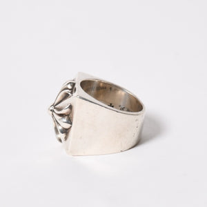 CHROME HEARTS クロムハーツ CH PLUS PYRAMID CHプラス ピラミッド リング 指輪 重量約41.94g サイズ21号 シルバー925 美品 中古 4a005491