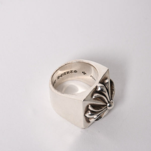 CHROME HEARTS クロムハーツ CH PLUS PYRAMID CHプラス ピラミッド リング 指輪 重量約41.94g サイズ21号 シルバー925 美品 中古 4a005491
