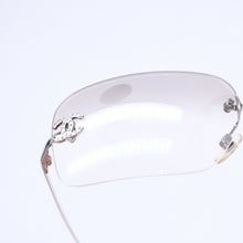 Load image into Gallery viewer, CHANEL シャネル リムレス サングラス 4017-D c.159/61 サイズ 62□17 120 ココマーク ラインストーン グレー グラデーションレンズ シルバー金具 良品 中古 4a005343