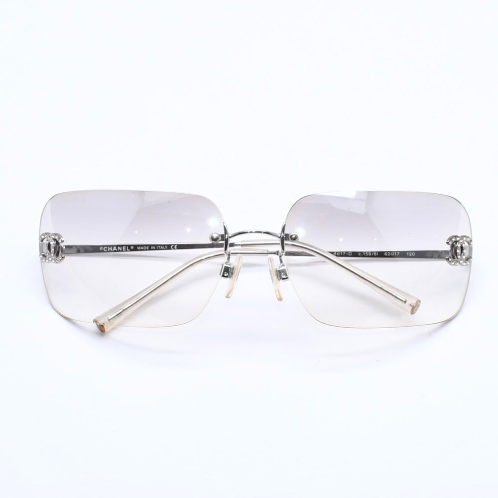 CHANEL Rimless sunglasses 4017-D c.159/61 Size 62□17 120 Coco mark Rhinestone Gray Eyewear Silver hardware Good condition Used 4a005349
