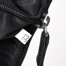 画像をギャラリービューアに読み込む, 極美品 PRADA プラダ ホーボー ハンドバッグ MV515 トライアングルロゴ 三角ロゴプレート ナイロン ブラック 中古 4a005357