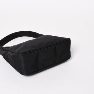 極美品 PRADA プラダ ホーボー ハンドバッグ MV515 トライアングルロゴ 三角ロゴプレート ナイロン ブラック 中古 4a005357