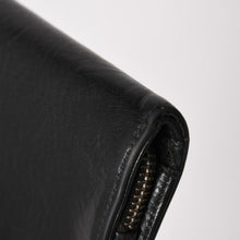 画像をギャラリービューアに読み込む, CHROME HEARTS クロムハーツ WALLET JOEY ジョーイウォレット 二つ折り財布 ダガージップ スクロールラベル ブラック 美品 中古 4a005389