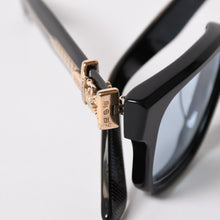 Load image into Gallery viewer, CHROME HEARTS クロムハーツ VAGILLIONAIRE Ⅱ ヴァジリオネア Ⅱ サングラス サイズ54□19-152 ダガー装飾 18KGP 美品 中古 4a005385
