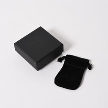 Load image into Gallery viewer, CHROME HEARTS クロムハーツ SEAL STAMP CHシールスタンプリング 指輪 重量約17.77g サイズ17号 スターリングシルバー 美品 中古 4a005393