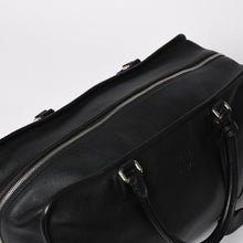 Load image into Gallery viewer, 極美品 LOEWE ロエベ アマソナ44 ボストンバッグ ハンドバッグ レザー ブラック シルバー金具 中古 4a005394