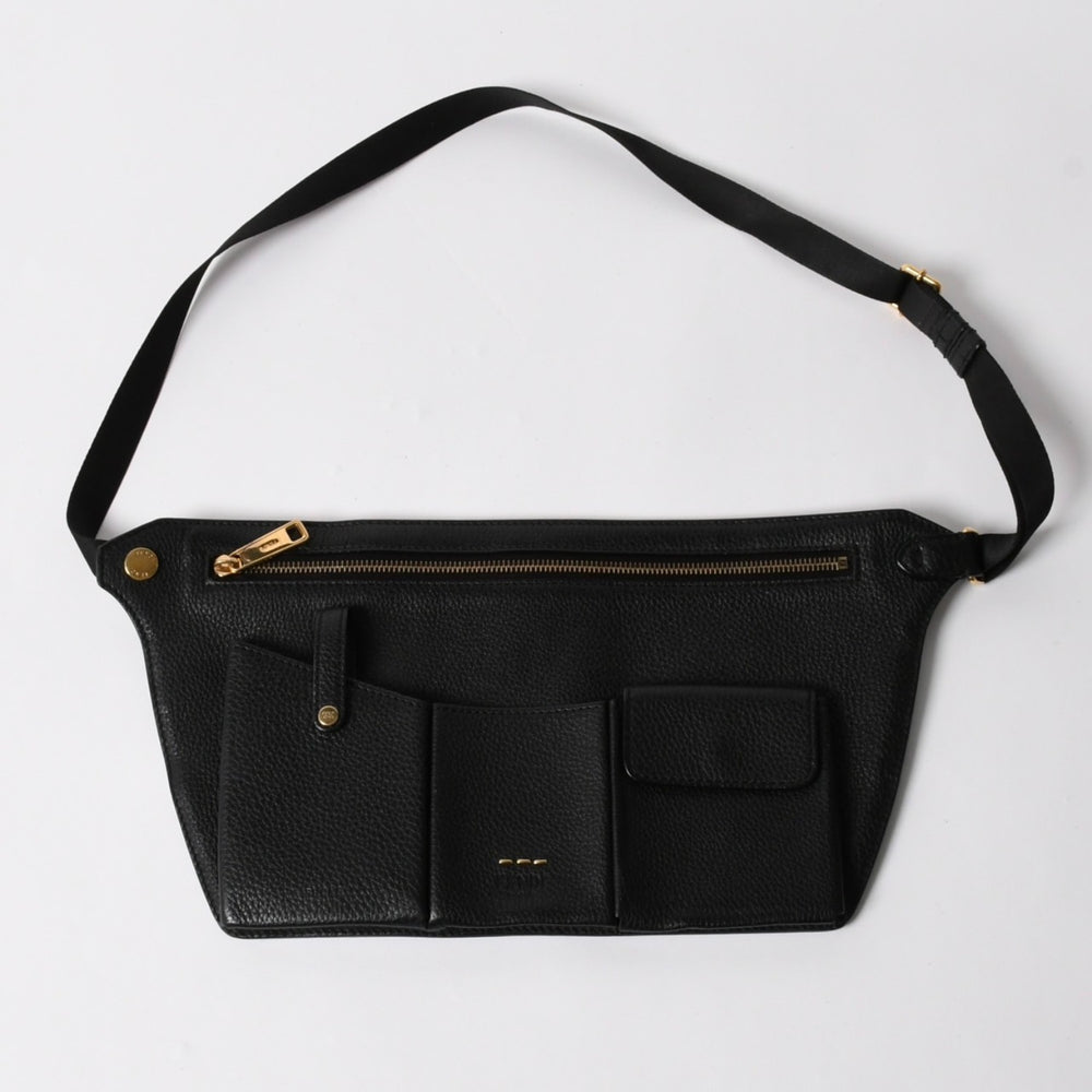 極美品 FENDI フェンディ ボディバッグ ショルダーバッグ 7VA459 背面ズッカ柄 ナイロン レザー ブラック ゴールド金具 中古 4a005388