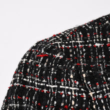 Load image into Gallery viewer, 極美品 CHANEL シャネル ツイードジャケット P26010V16324 ココマーク ブラック レッド ホワイト サイズ38 中古 4a005415