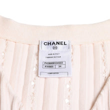 Load image into Gallery viewer, 極美品 CHANEL シャネル カーディガン パールボタン ココマーク P43886K04503 コットン レーヨン ポリエステル ピンク サイズ34 中古 4a005409