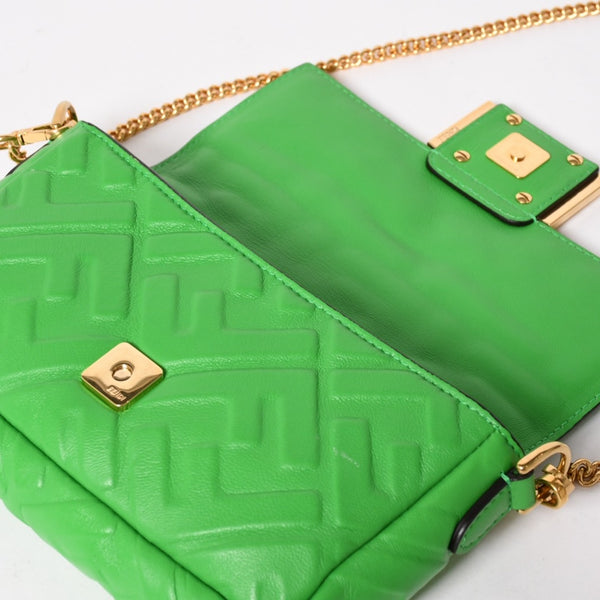 極美品 FENDI フェンディ Baguette Mini バゲット ミニ 2WAYバッグ 8BS017 ズッカ エンボスロゴ ラムスキン ゴールド金具 中古 4a005387