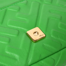 Load image into Gallery viewer, 極美品 FENDI フェンディ Baguette Mini バゲット ミニ 2WAYバッグ 8BS017 ズッカ エンボスロゴ ラムスキン ゴールド金具 中古 4a005387