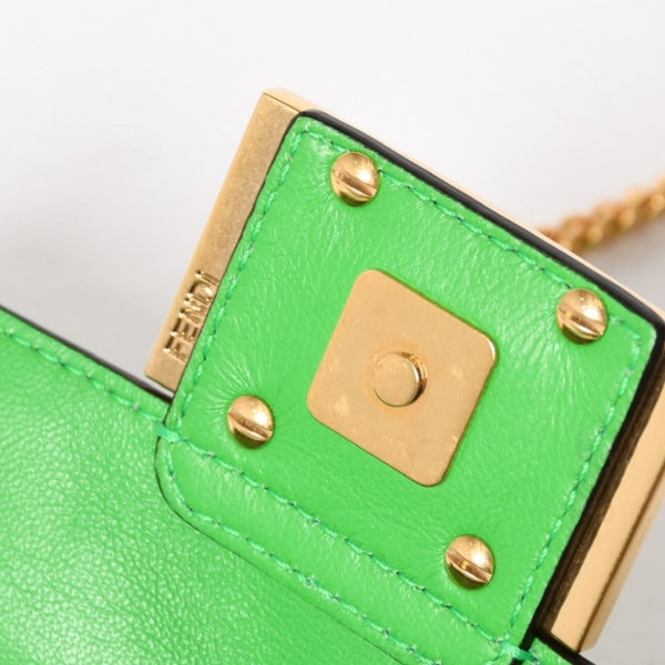 極美品 FENDI フェンディ Baguette Mini バゲット ミニ 2WAYバッグ 8BS017 ズッカ エンボスロゴ ラムスキン ゴールド金具 中古 4a005387