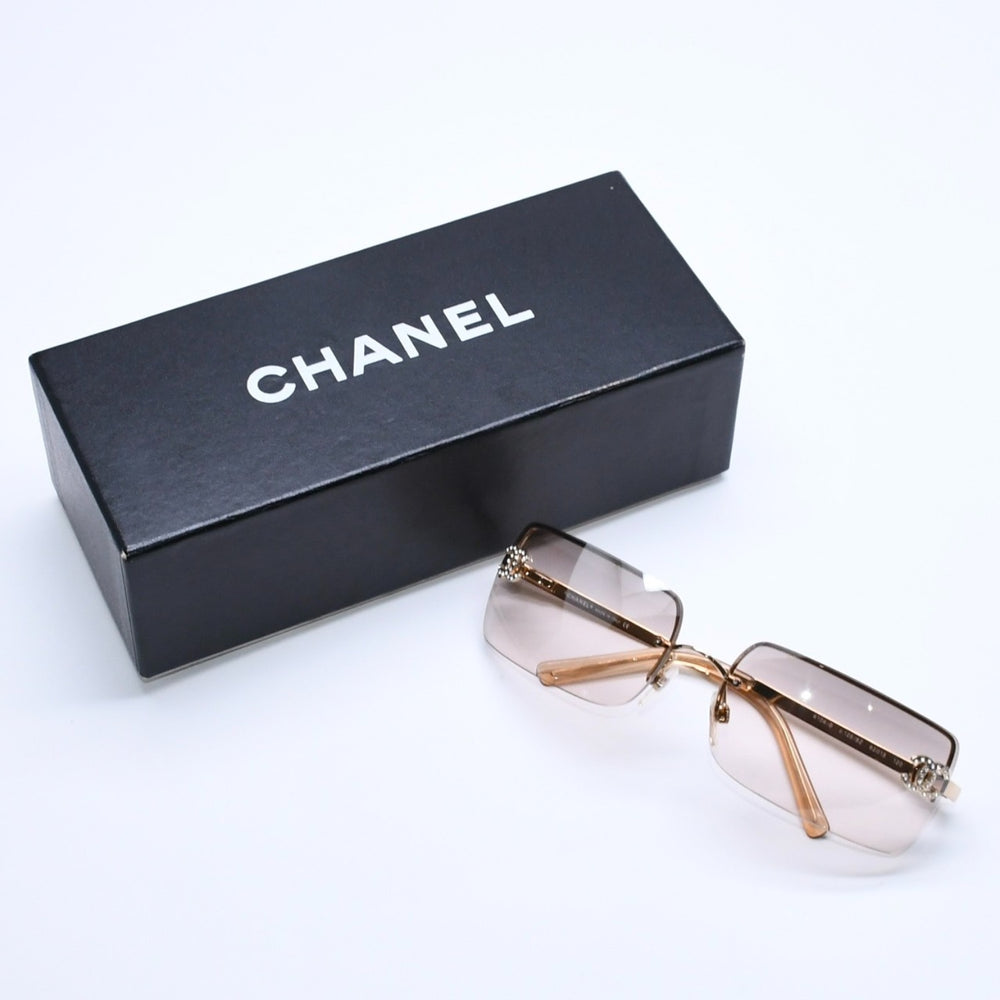 Very good condition CHANEL half rim sunglasses eyewear 4104-B c.125/8Z size 62□15 120 here mark rhinestone used 4a005431