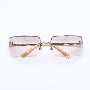 極美品 CHANEL シャネル ハーフリム サングラス アイウェア 4104-B c.125/8Z サイズ62□15 120 ココマーク ラインストーン 中古 4a005431