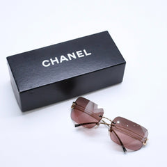 極美品 CHANEL シャネル リムレス サングラス アイウェア 4068 c.125/6U サイズ62□16 120 ココマーク ブラウン ゴールド 中古 4a005432